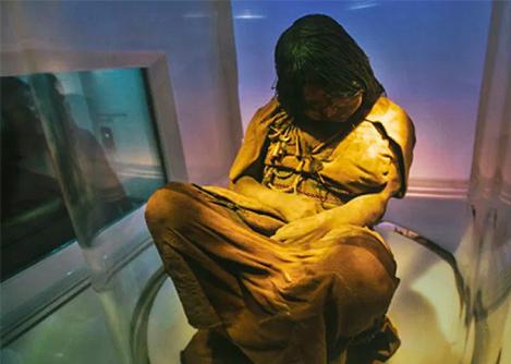 Juanita the Ice Maiden, a well-preserved Inca mummy, on display at the Museo Santuarios Andinos.