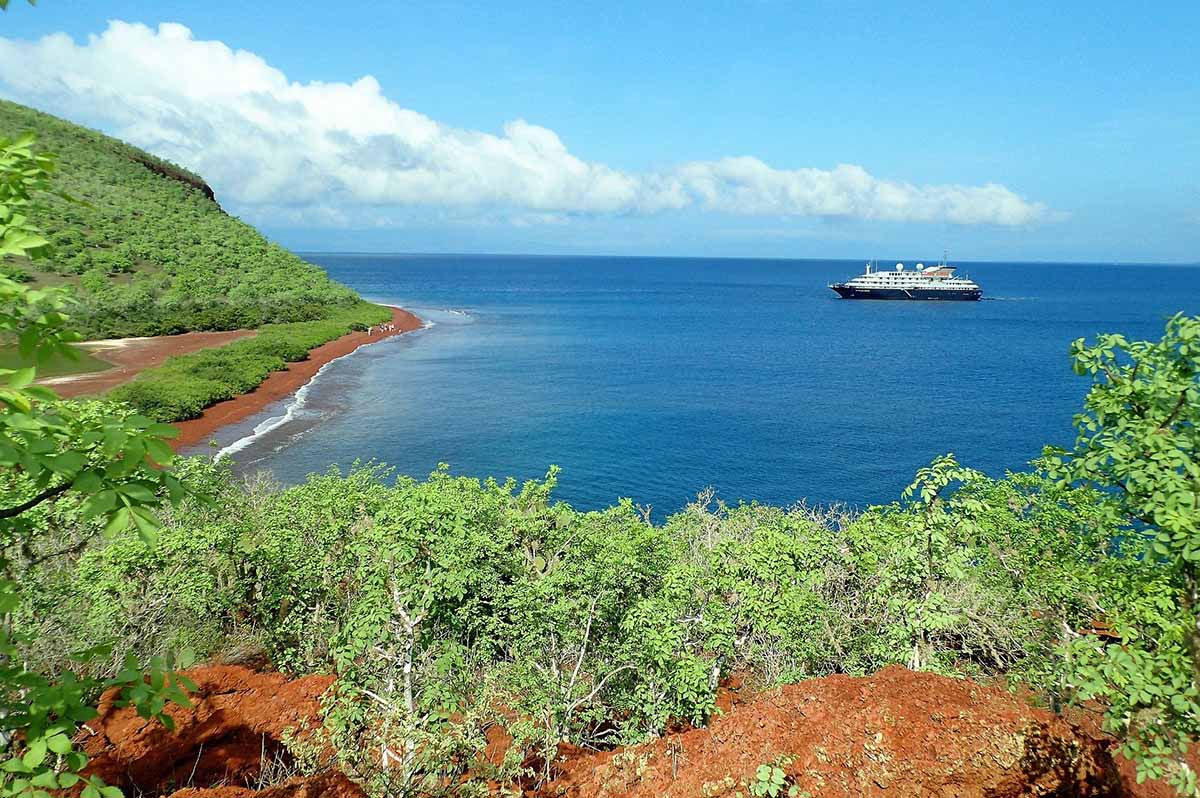 The Best Time to Visit the Galapagos Islands When to Go Inca Expert